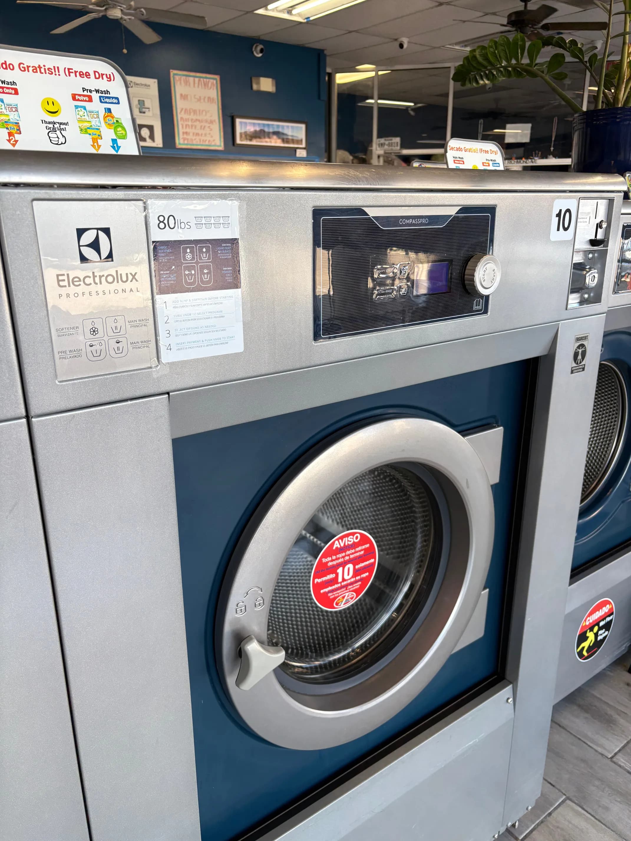 Oversized Electrolux washer for jumbo loads